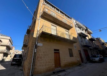 Edificio all\'aperto - Independent house via fabio filzi
 
64, Pietraperzia - photo 2