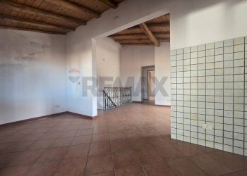 Stanza vuota - Casa indipendente Via Ragonesi
 
26, Piedimonte Etneo - foto 10