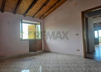 Stanza vuota - Casa indipendente Via Ragonesi
 
26, Piedimonte Etneo - foto 14
