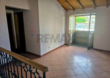 Stanza vuota - Casa indipendente Via Ragonesi
 
26, Piedimonte Etneo - foto 16