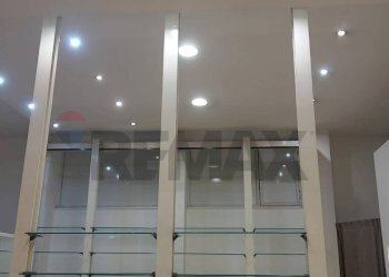 Foto 2 - Commercial Premises Via Circonvallazione
 
288/A, Caltagirone - photo 2