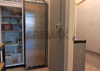 Bagno - Locale Commerciale Via Del Torrente
 
39, Cavriglia - foto 11