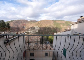 Balcone - Appartamento CORSO MAZZINI
 
13, Arcevia - foto 7