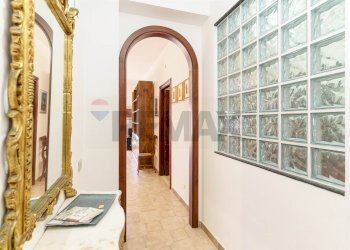 Hall / corridoio - Appartamento via Della Repubblica
 
50, Pedara - foto 10