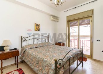 Camera / camera da letto - Appartamento via Della Repubblica
 
50, Pedara - foto 23