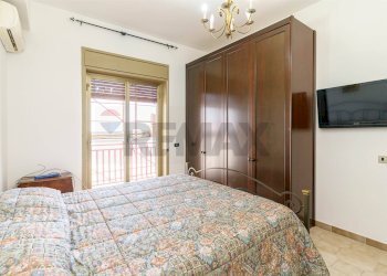 Camera / camera da letto - Appartamento via Della Repubblica
 
50, Pedara - foto 25