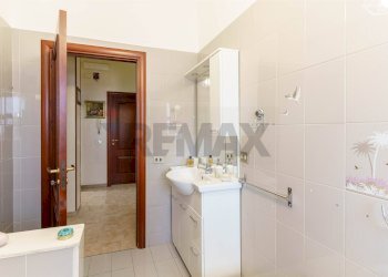 Bagno - Appartamento via Della Repubblica
 
50, Pedara - foto 32