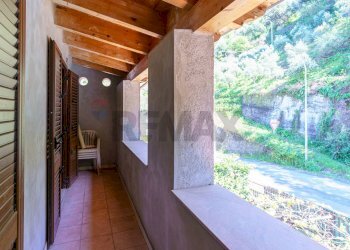 Balcone - Three-room apartment via nazionale messina
 
42, Capo d'Orlando - photo 19