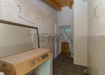 Bagno - Three-room apartment via nazionale messina
 
42, Capo d'Orlando - photo 23