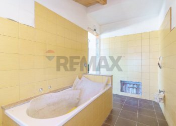 Bagno - Three-room apartment via nazionale messina
 
42, Capo d'Orlando - photo 26