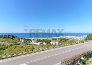 Vista dell\'acqua - Three-room apartment via nazionale messina
 
42, Capo d'Orlando - photo 35