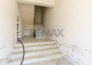 Scale - Three-room apartment via nazionale messina
 
42, Capo d'Orlando - photo 38