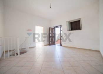 Stanza vuota - Quadrilocale via Cappuccini
 
sn, San Marco D'Alunzio - foto 6