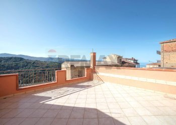 Terrazza - Quadrilocale via Cappuccini
 
sn, San Marco D'Alunzio - foto 8