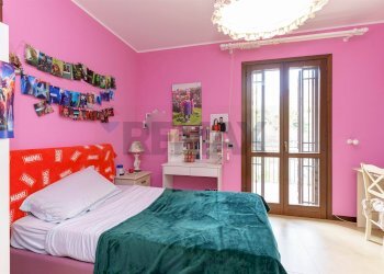 Camera / camera da letto - Villa via Giacomo Leopardi
 
2, Viagrande - foto 18