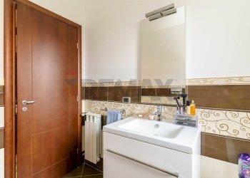 Bagno - Villa via Giacomo Leopardi
 
2, Viagrande - foto 21