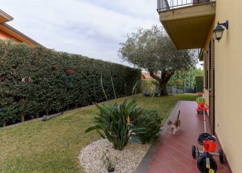 Giardino - Villa via Giacomo Leopardi
 
2, Viagrande - foto 32