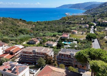 Vista dell\'acqua - Three-room apartment Contrada San Martino
 
snc, Capo d'Orlando - photo 2