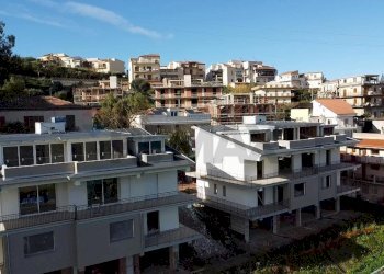 Edificio all\'aperto - Three-room apartment Contrada San Martino
 
snc, Capo d'Orlando - photo 5