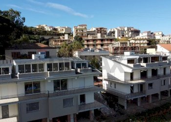 Edificio all\'aperto - Three-room apartment Contrada San Martino
 
snc, Capo d'Orlando - photo 7