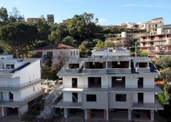 Edificio all\'aperto - Attic Capo d'Orlando - photo 5