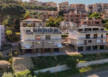 Edificio all\'aperto - Attico Contrada San Martino
 
snc, Capo d'Orlando - foto 6