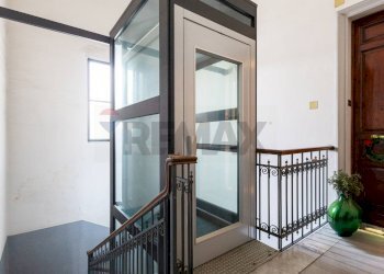 Balcone - Appartamento Via Vittorio Emanuele Orlando
 
29, Catania - foto 4