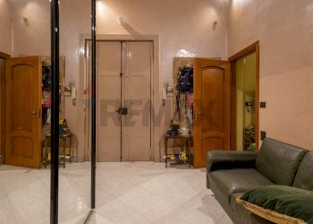 Soggiorno - Appartamento Via Vittorio Emanuele Orlando
 
29, Catania - foto 6