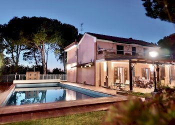 Piscina - Villa Montemarciano - foto 3