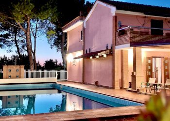 Piscina - Villa Montemarciano - foto 4