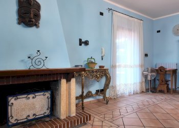 Soggiorno - Villa Montemarciano - foto 72