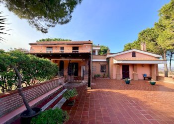 Terrazza - Villa Montemarciano - foto 91