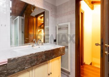 Bagno - Three-room apartment Strada Venti Settembre
 
28, Parma - photo 15