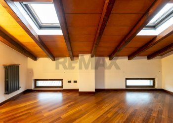 Stanza vuota - Three-room apartment Strada Venti Settembre
 
28, Parma - photo 20