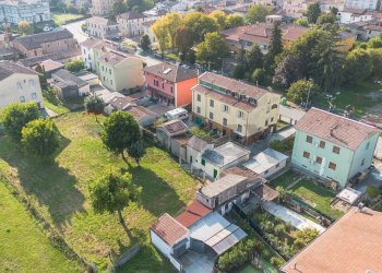 Casa all\'aperto - Trilocale Via Giacomo Matteotti
 
54, Polesine Zibello - foto 2