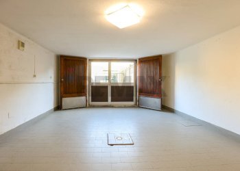 Stanza vuota - Trilocale Via Giacomo Matteotti
 
54, Polesine Zibello - foto 25