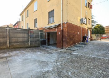 Terrazza - Trilocale Via Giacomo Matteotti
 
54, Polesine Zibello - foto 27