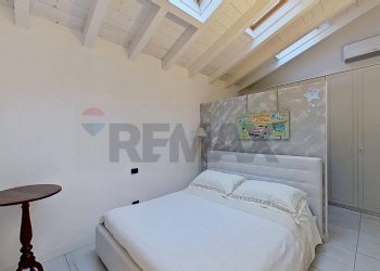 Camera / camera da letto - Bilocale VIA BELTRAMI
 
15, Sesto Calende - foto 15