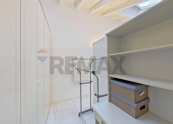 Non correlato - Bilocale VIA BELTRAMI
 
15, Sesto Calende - foto 21