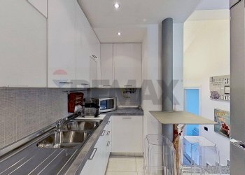 Cucina - Bilocale VIA BELTRAMI
 
15, Sesto Calende - foto 11