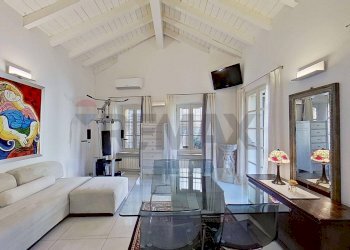 Sala da pranzo - Bilocale VIA BELTRAMI
 
15, Sesto Calende - foto 5