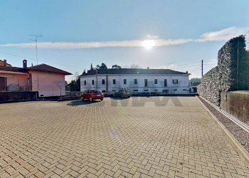 Edificio all\'aperto - Bilocale VIA BELTRAMI
 
15, Sesto Calende - foto 31