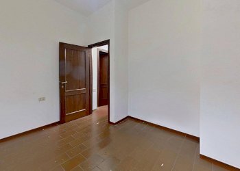 Foto 39 - Four-room apartment sfrondati
 
15, Bellagio - photo 38