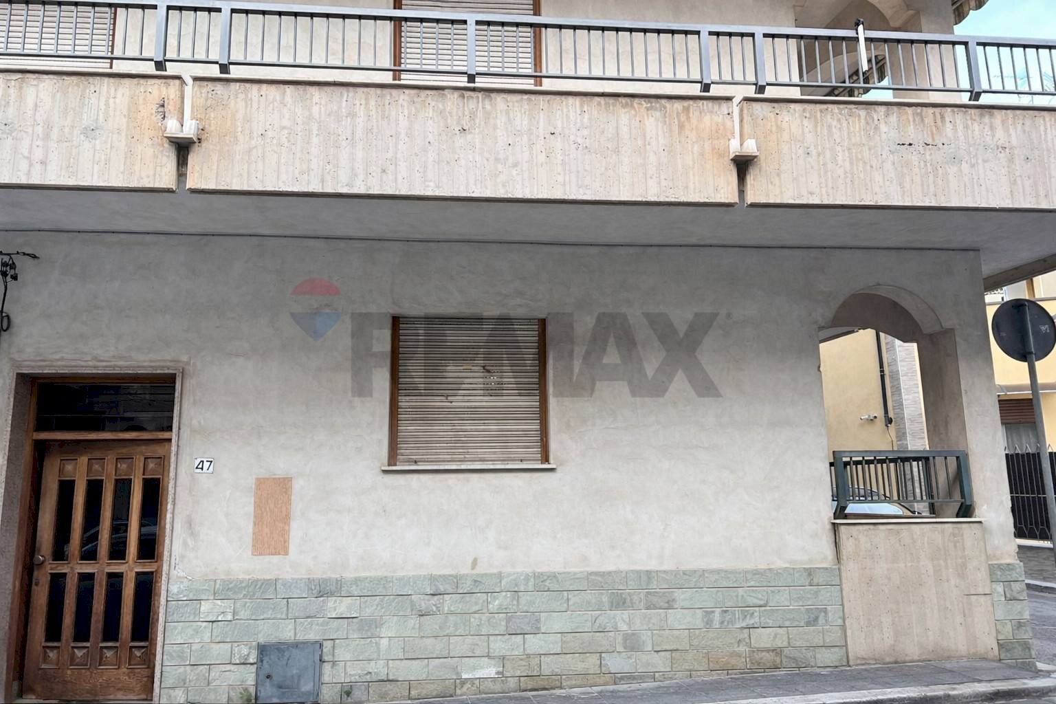 Edificio all\'aperto - Four-room apartment Via Arco Santa Rosalia
 
47, Bagheria - photo 1
