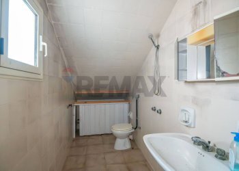 Bagno - Villa Via Tagliamento
 
2, Comiso - foto 6