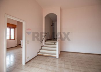 Scale - Villa Via Tagliamento
 
2, Comiso - foto 8