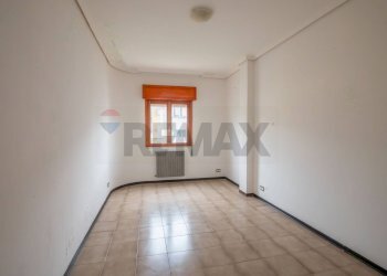 Stanza vuota - Villa Via Tagliamento
 
2, Comiso - foto 17