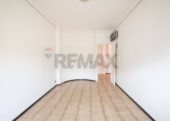 Stanza vuota - Villa Via Tagliamento
 
2, Comiso - foto 18