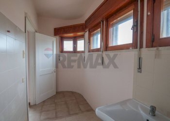 Bagno - Villa Via Tagliamento
 
2, Comiso - foto 26