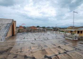 Terrazza - Villa Via Tagliamento
 
2, Comiso - foto 28